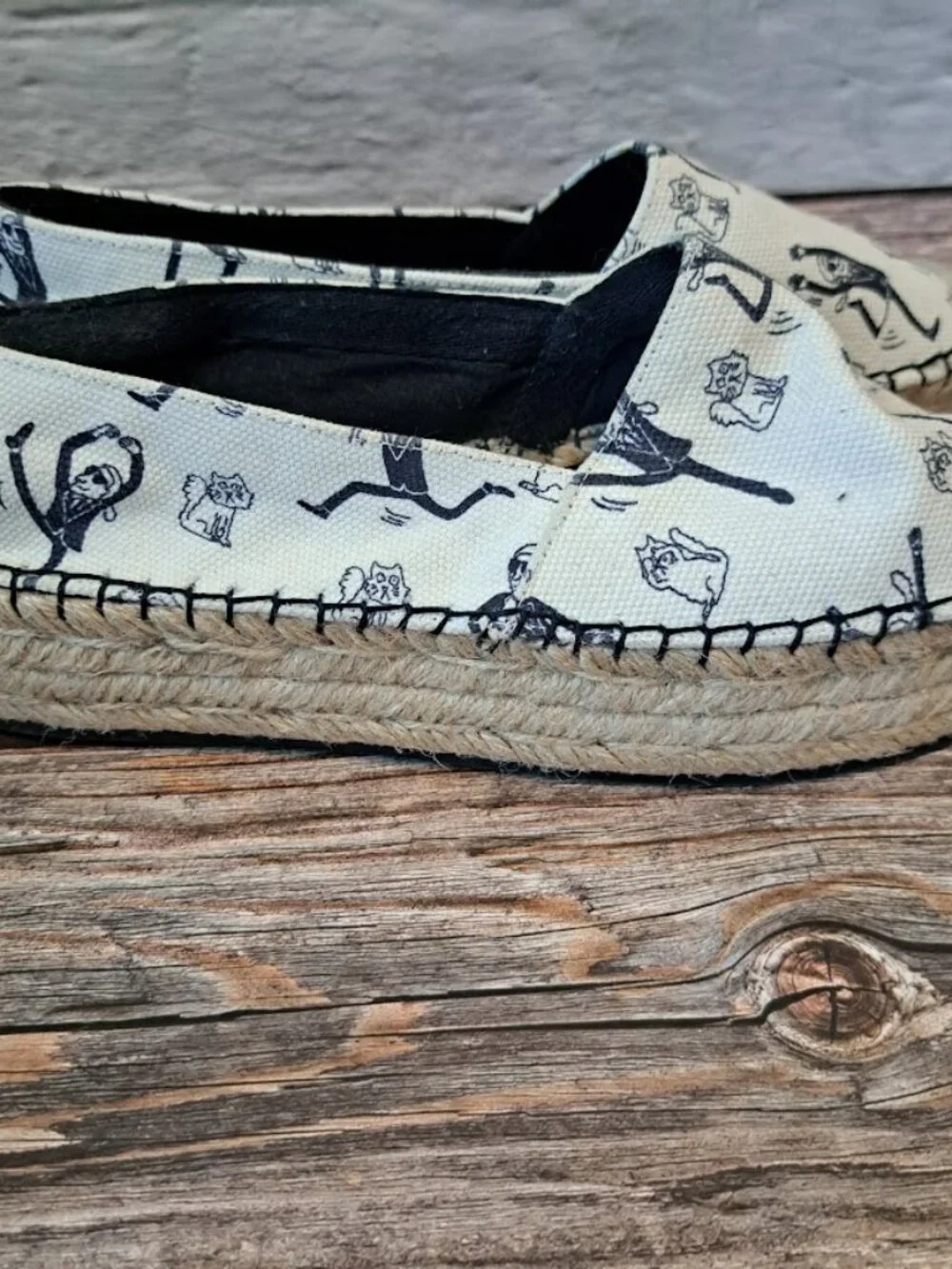 Karl Lagerfeld Cat and man cartoon print espadrille slip-on shoes size6 women's